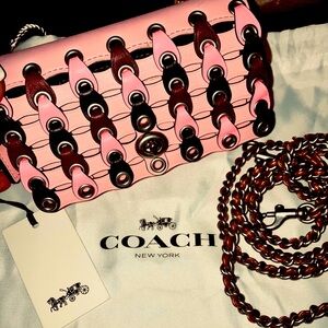Coach Dinkier Mini/Micro Chain Link Pink Multi Clutch  MSRP $450